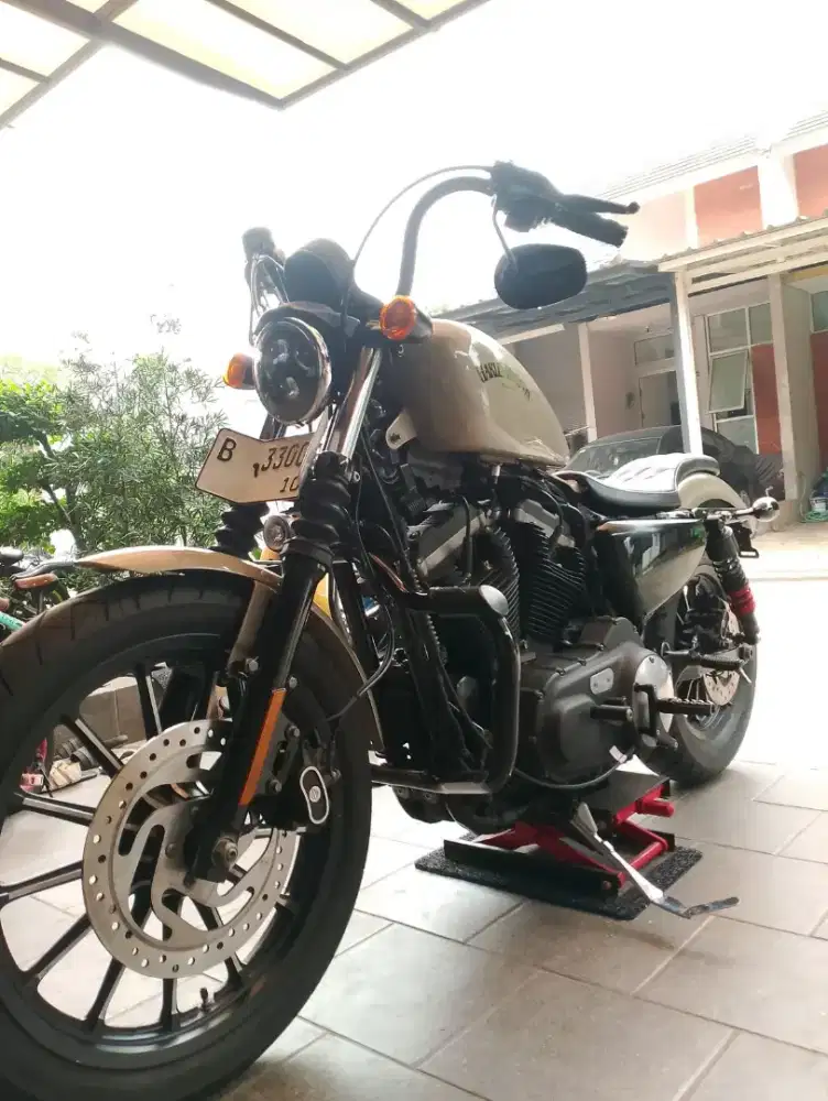 Harley Davidson Sportster Iron 883 terbaik untuk Touring & Sunmori