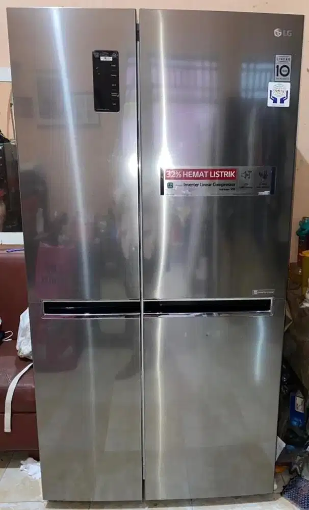LG Kulkas Door-in-door inverter linear compressor dengan wifi