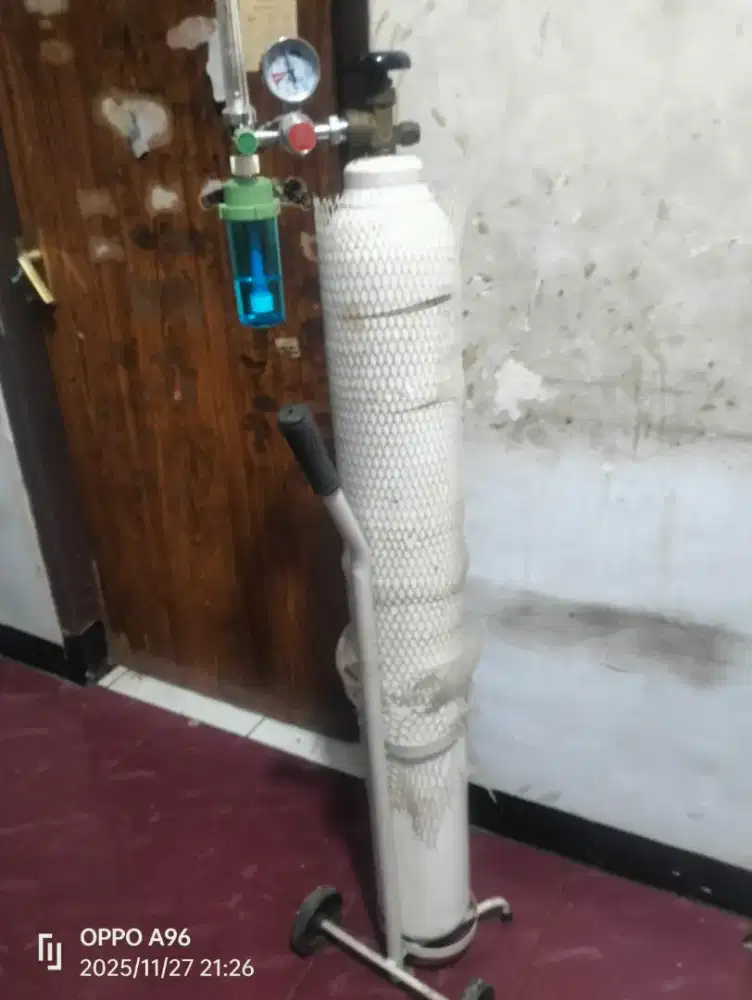 Tabung Oksigen Ukuran Besar