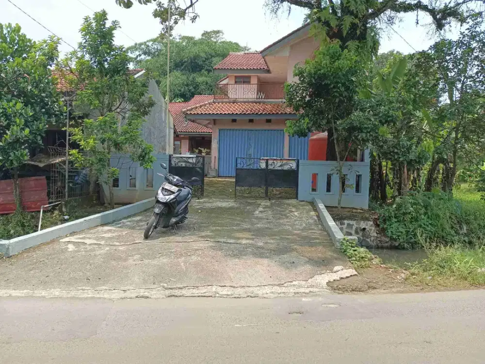 Rumah Mewah Harga Murah – Beli Untung! Bonus Full Furnished Mewah! - Lokasi Kemang-Bogor.