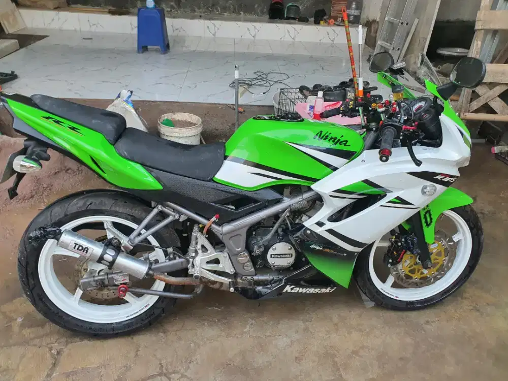 Kawasaki Ninja RR