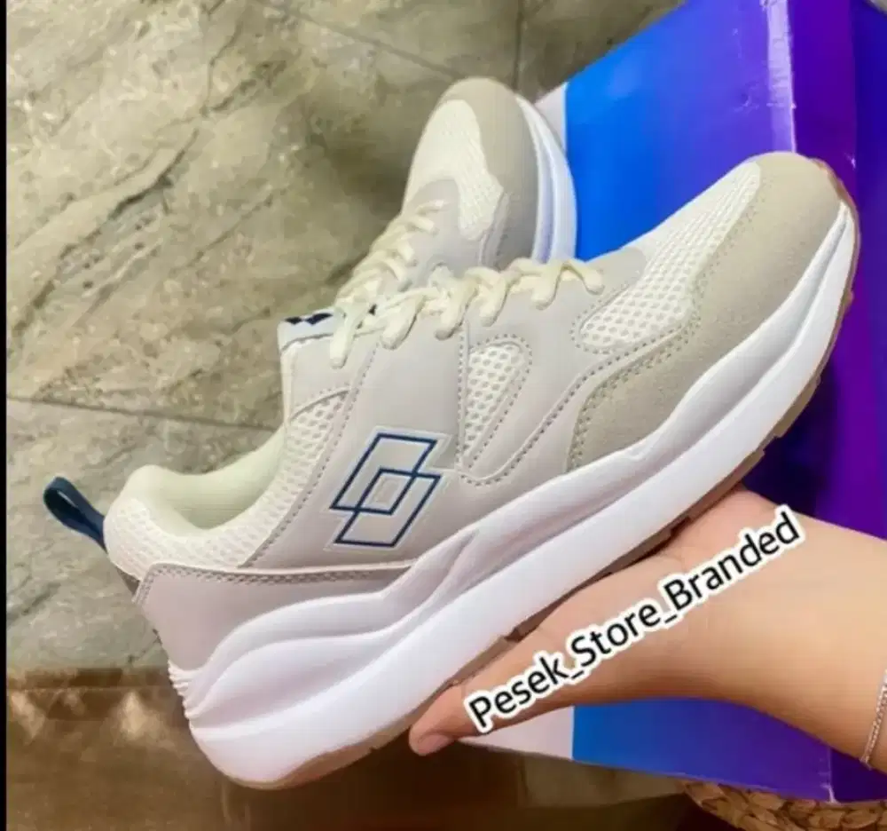 Sepatu lotto run original size 40 murah