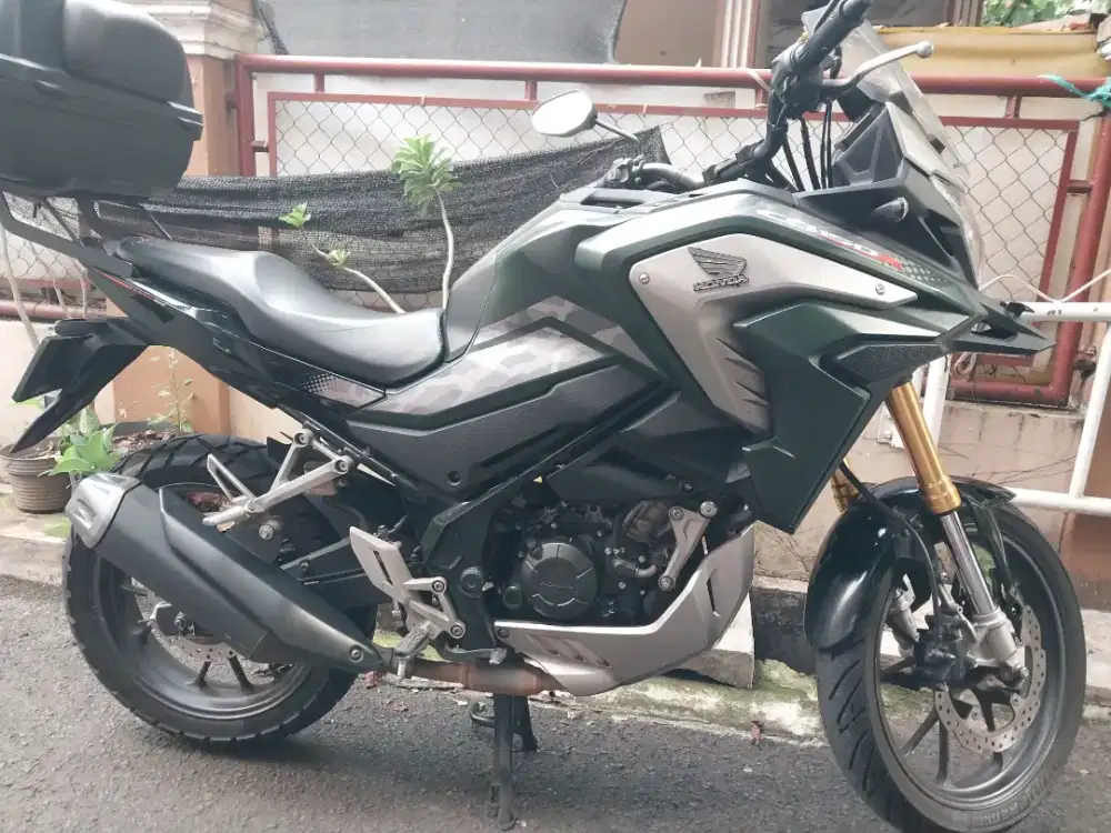 Honda NewCB150R warna Army