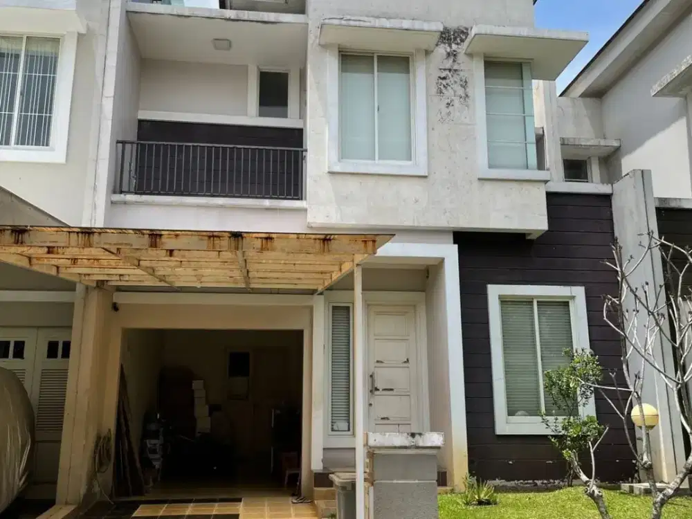Dijual Rumah Semi Furnished di Chalcedony PHG Gading Serpong