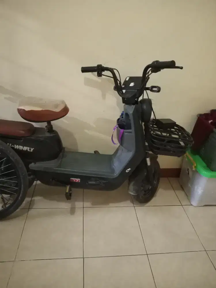 Sepeda listrik Uwinfly