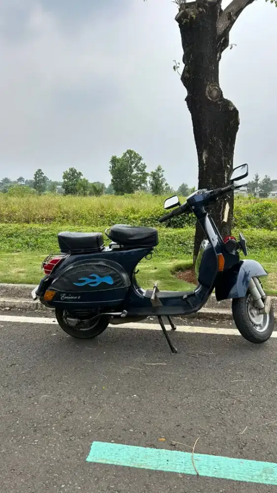 Dijual Vespa Exclusive 2 Tahun 2002