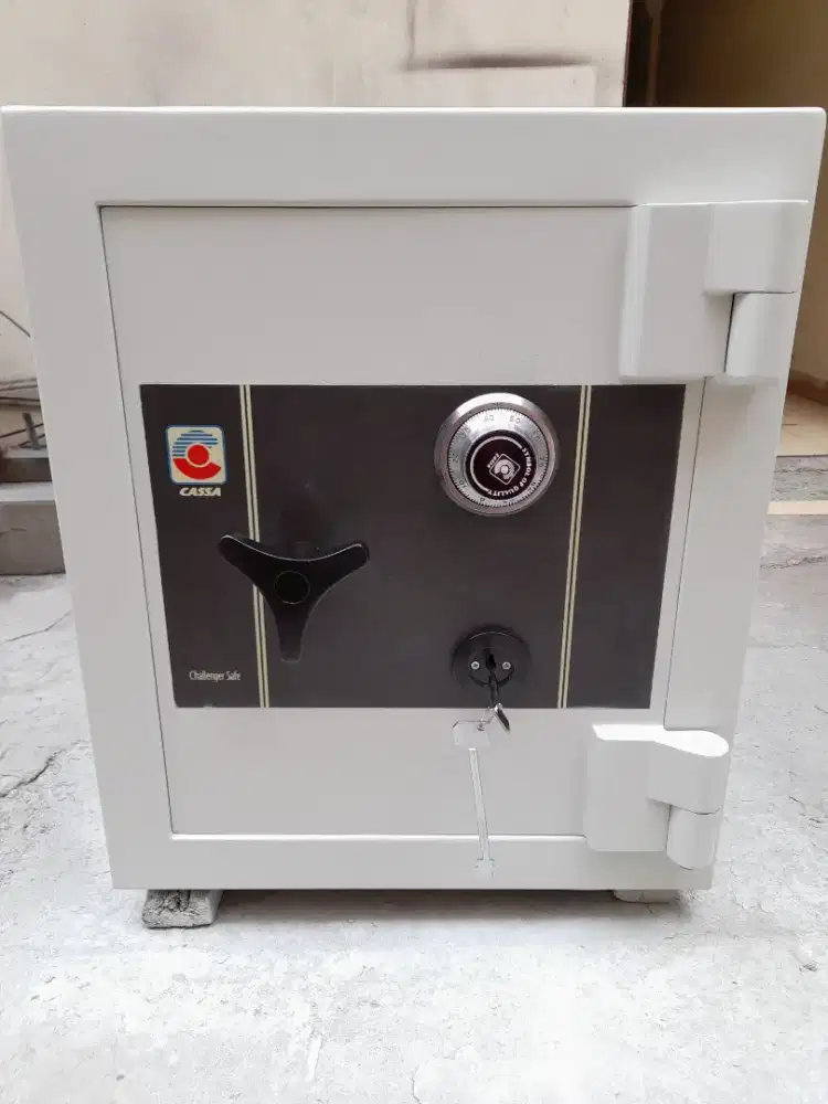 BRANKAS/BRANGKAS CASSA Challanger