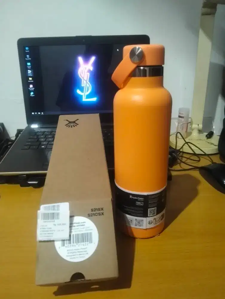 HYDRO FLASK 21 OZ -TUMBLER