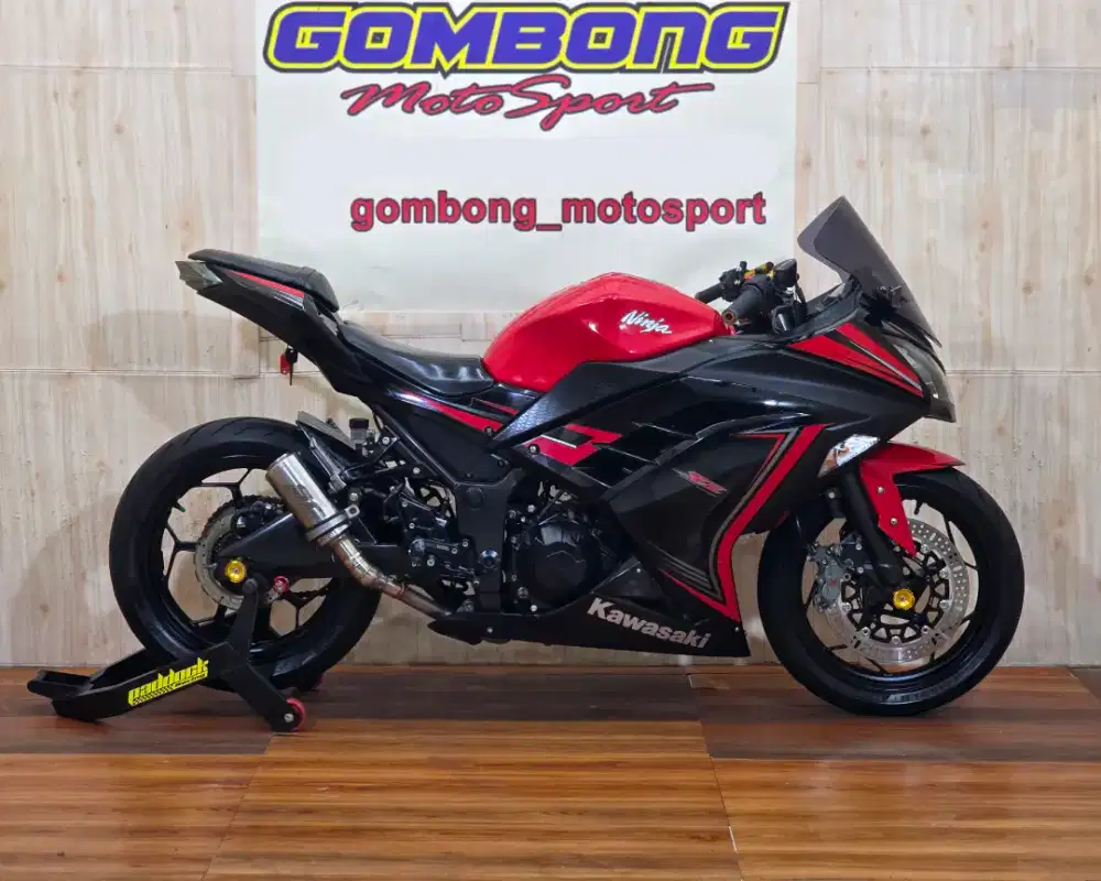 NINJA 250 FI SE 2015