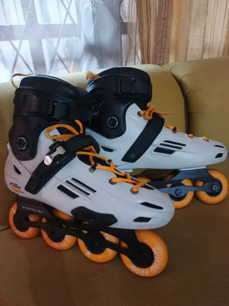 Sepatu roda oxelo mf500