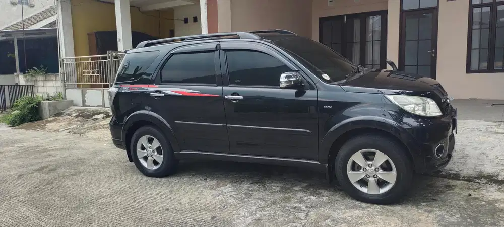 Toyota Rush 2011 Bensin