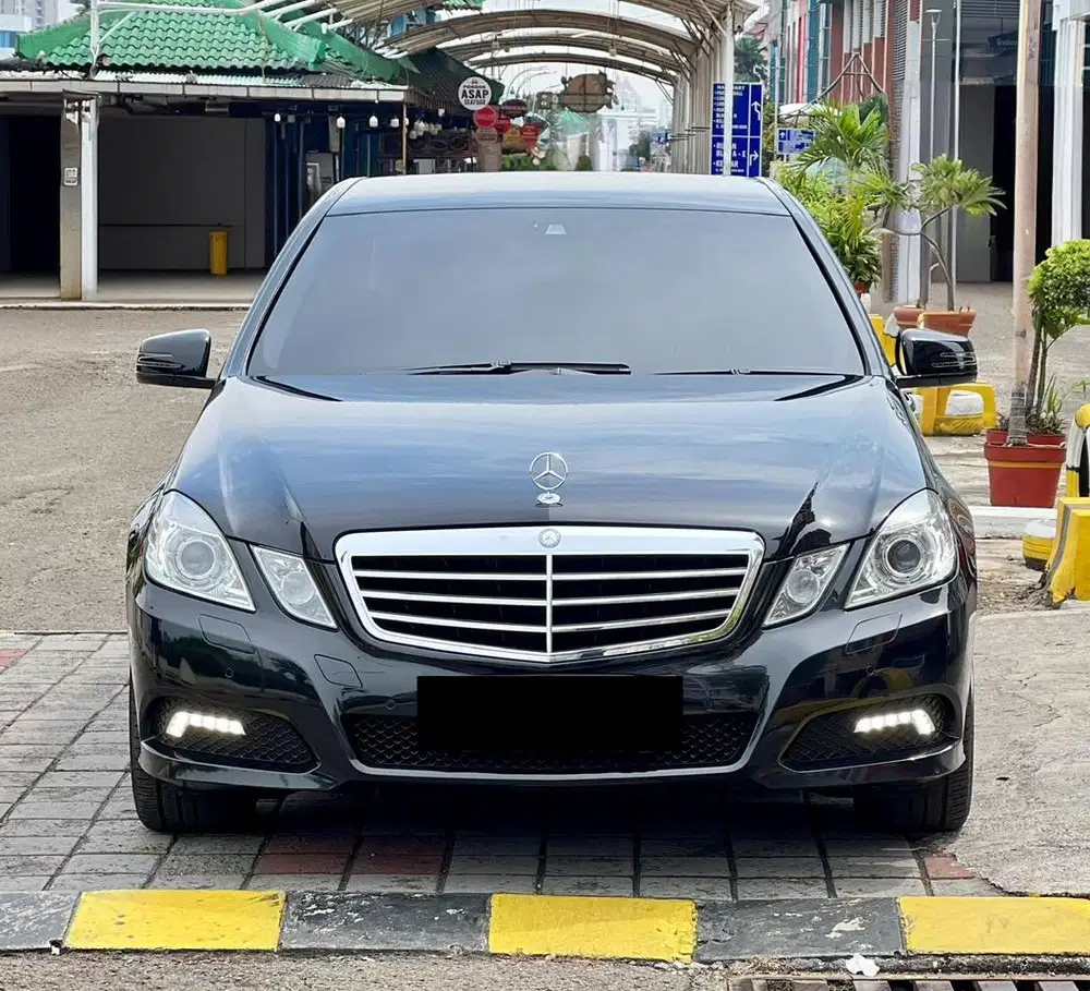 Mercedes Benz E250 Avantgarde Nik 2010 Garansi 1 Tahun