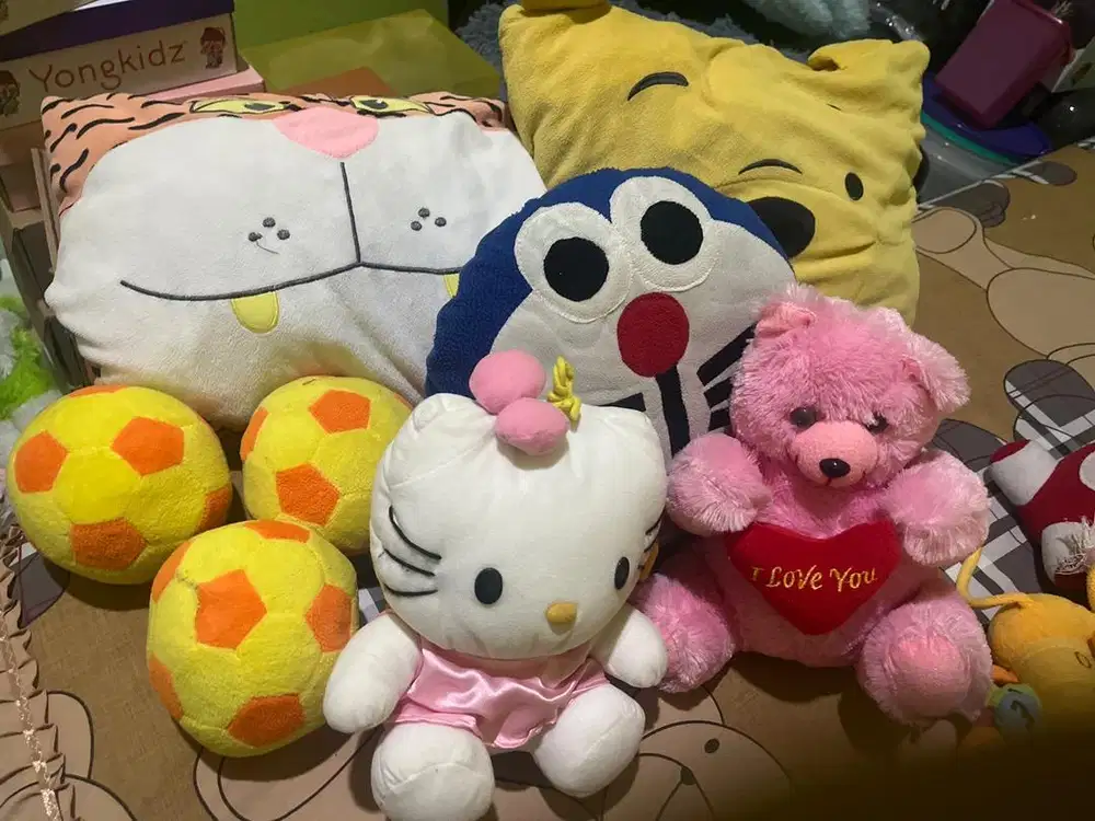 Boneka  8 pis campur