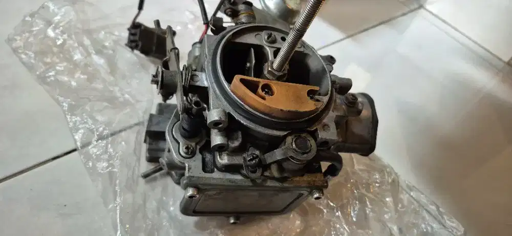 Part nissan terrano carburator