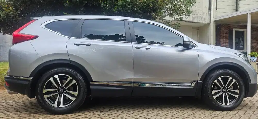 Honda CR-V 2019 Prestige Turbo VTEC-Mulus, Surat baru