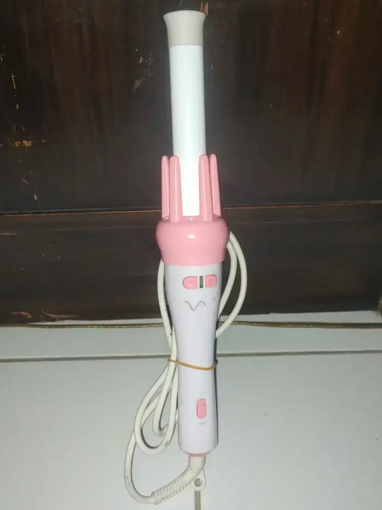 Catokan rambut curly - HSC 2025