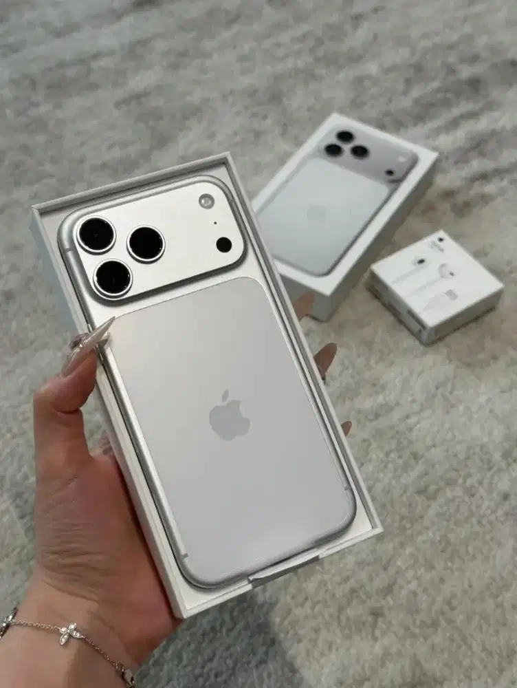 IPHONE 17 PRO MAX 512GB GARANSI RESMI IBOX CICILAN TANPA KARTU KREDIT