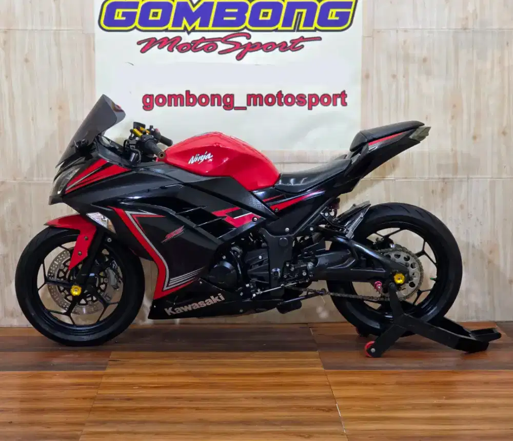 NINJA 250 FI SE 2015