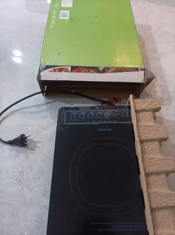 Philips Kompor induksi HD4902/33 Low Watt