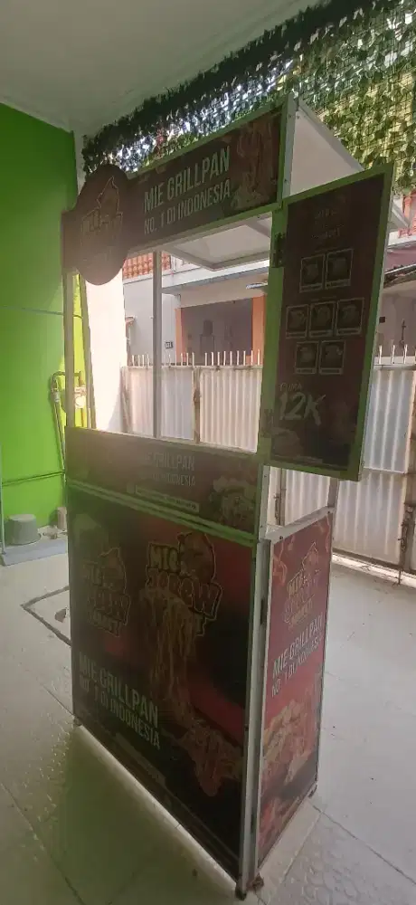 BOOTH ALUMUNIUM LIPAT