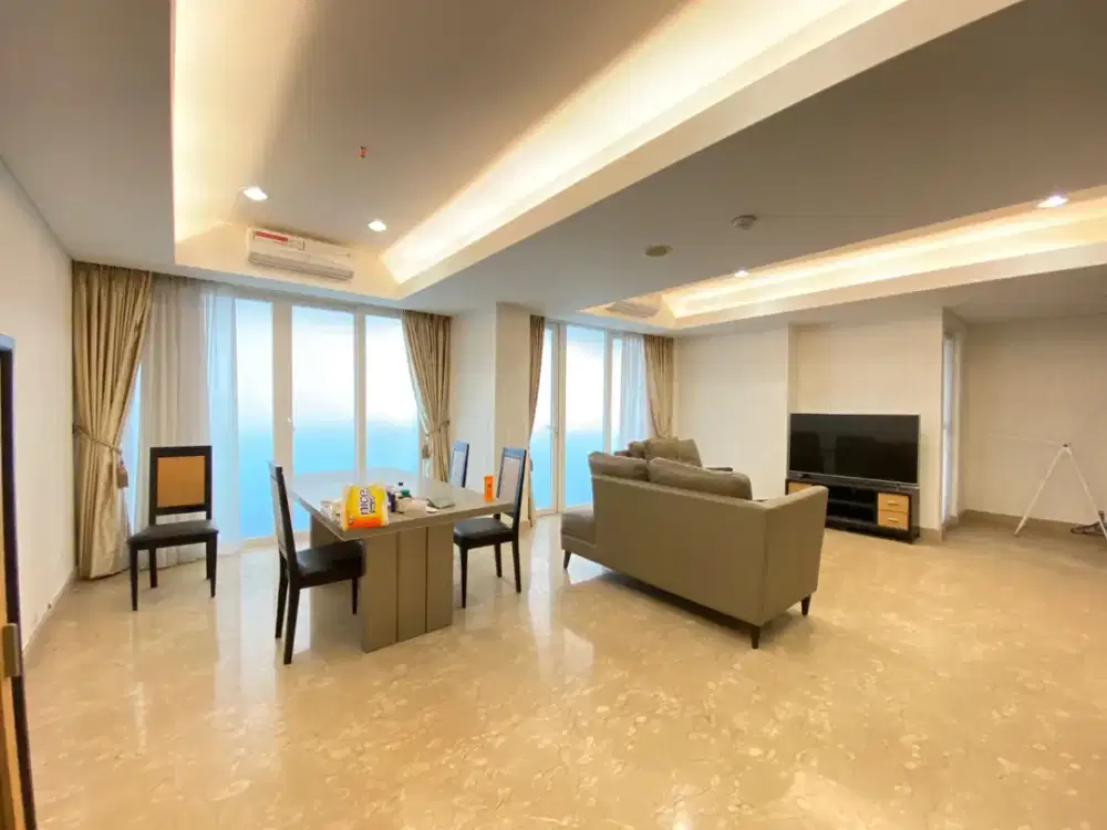 Apartemen royale springhill kemayoran tower bulgary 3BR golf view