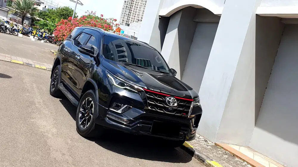[ GARANSI 5TH ] Toyota Fortuner 2.4 VRZ TRD Sportivo Diesel 2021/2022