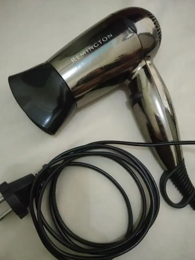 Pengering rambut remington