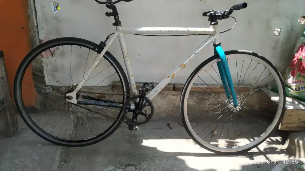 Dijual sepeda fixie united solois