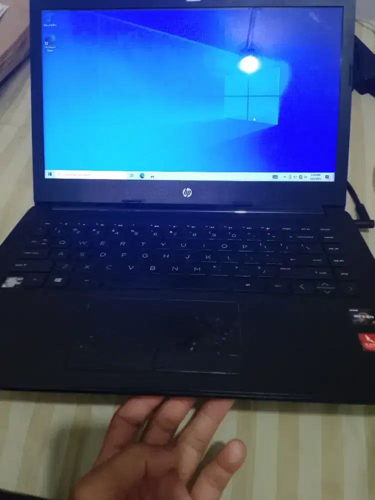 Laptop HP RYZEN 3 2200AU