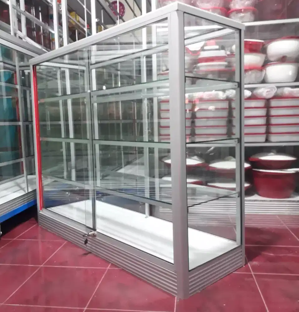 Etalase Panjang 1,2Mx1M Kondisi BaruEtalase Panjang 1,2Mx1M Siap Kirim