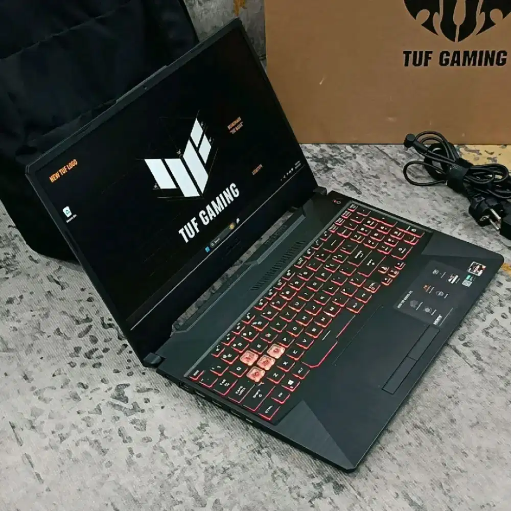 Asus TUF FA506IH Ryzen 5-4600H 8GB 512GB GTX 1650 4GB Fulset Like New