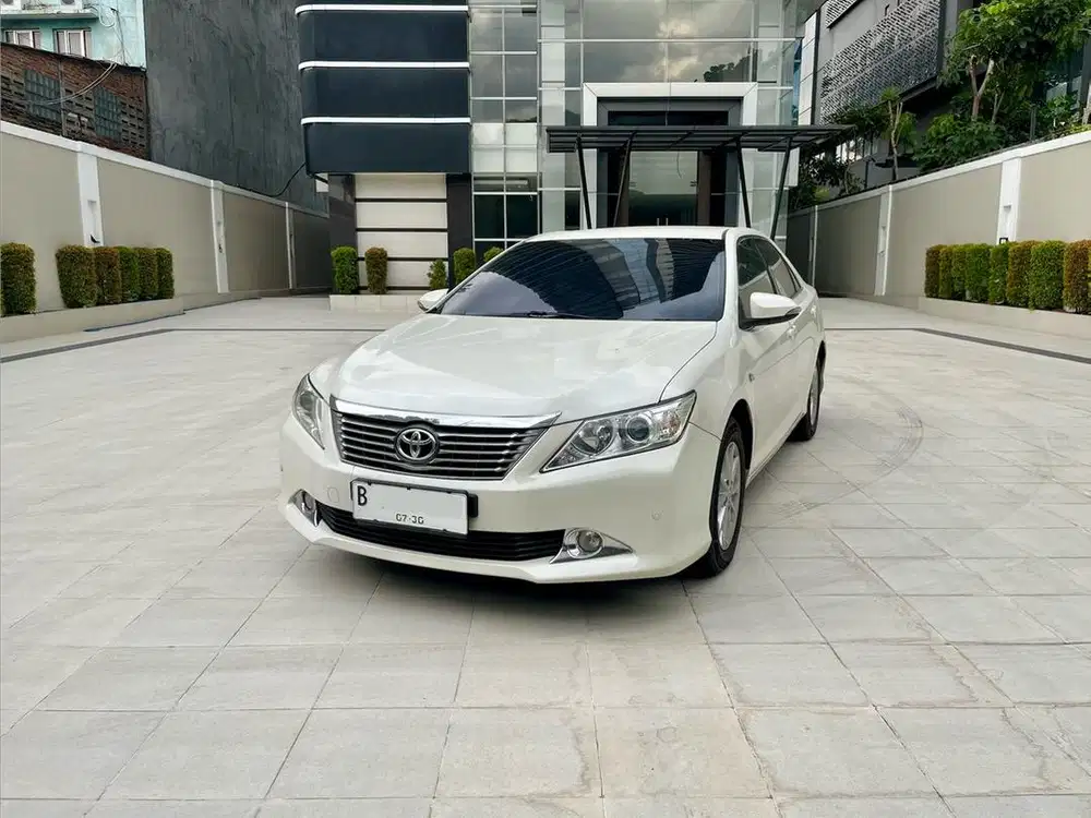 Toyota Camry 2013 AT Matic 2.5 G White Putih