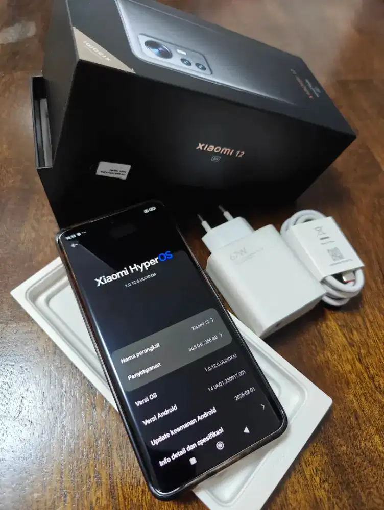 Xiaomi 12 5G ( 8GB/256GB ) Purple