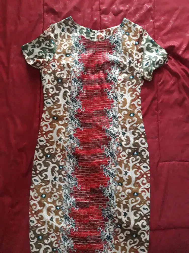 PRELOVED DRESS BATIK.