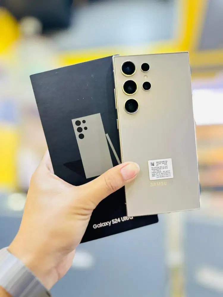 Samsung S24 Ultra 12/256 Sein Like new