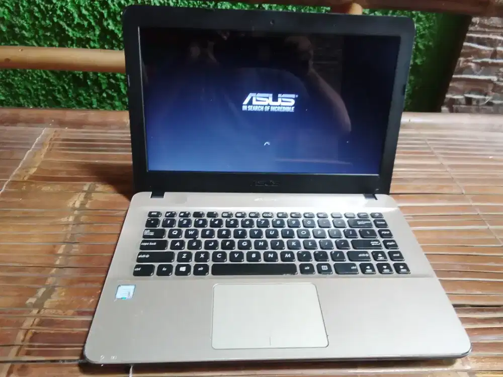 Laptop Asus Core i3 X441U