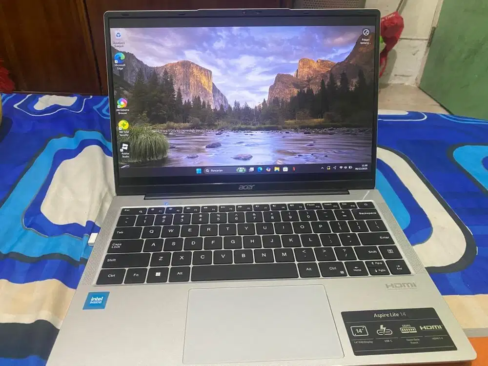 Laptop Acer Aspire Lite 14 – Mulus, Normal Semua – 3 Juta!