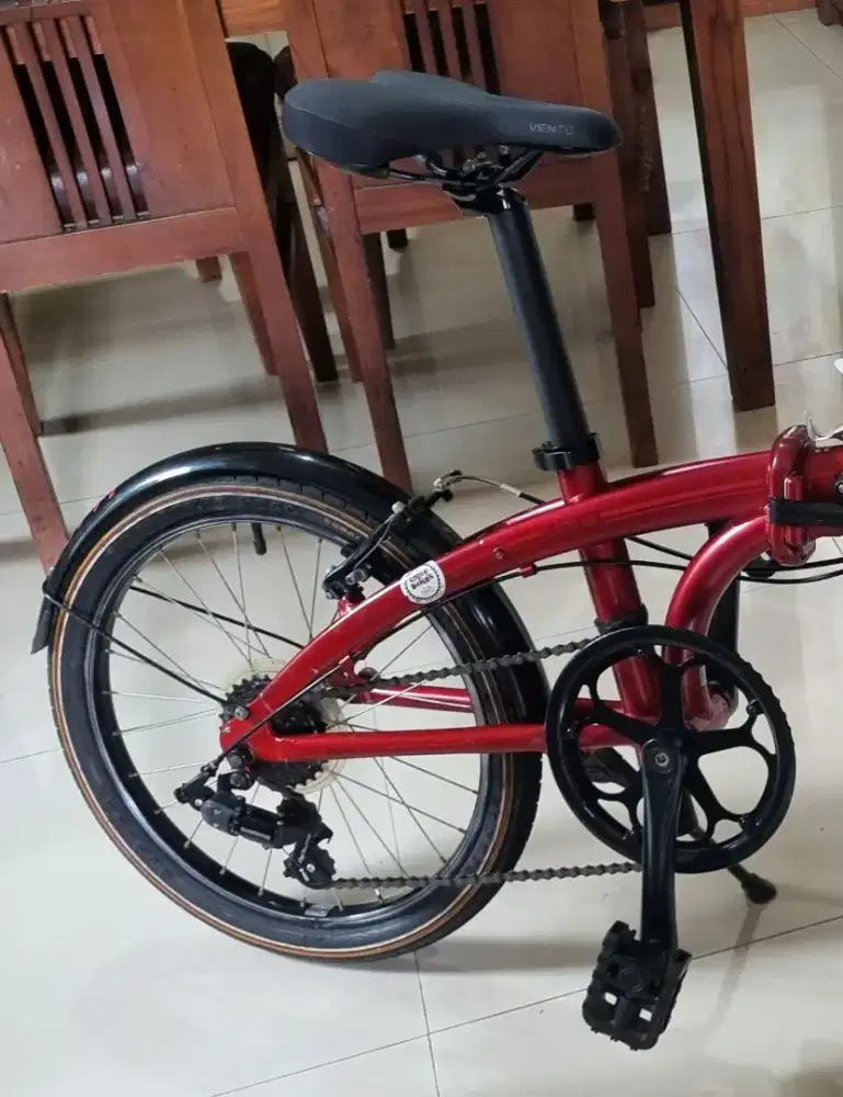Sepeda lipat Tern B7, kondisi sangat baik dan terawat jarang pakai
