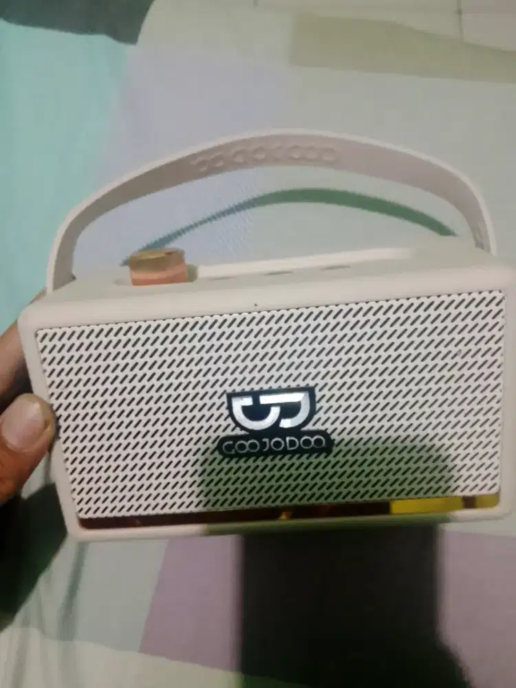 speaker bluetooth