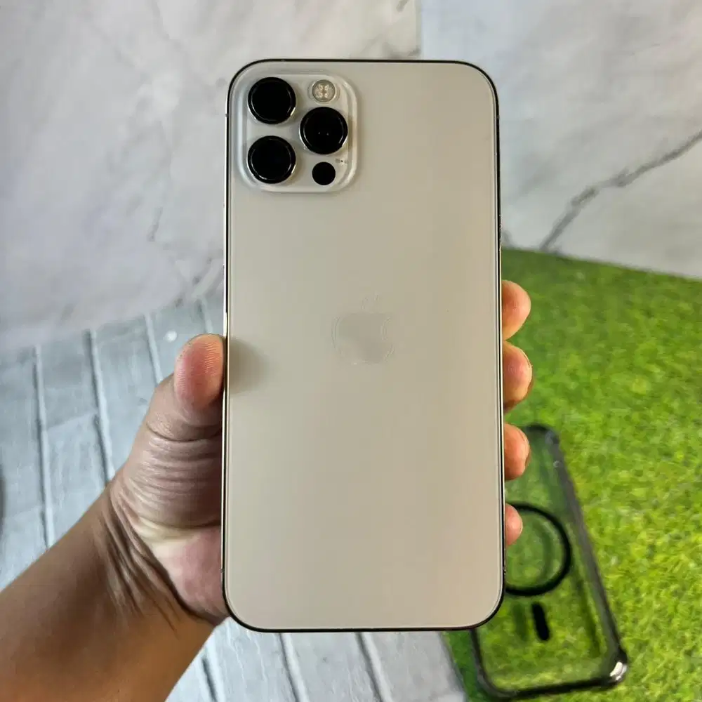IPhone 12 pro 512 Gb Gold Inter Beacukai Setara Ibox Permanent Mulus