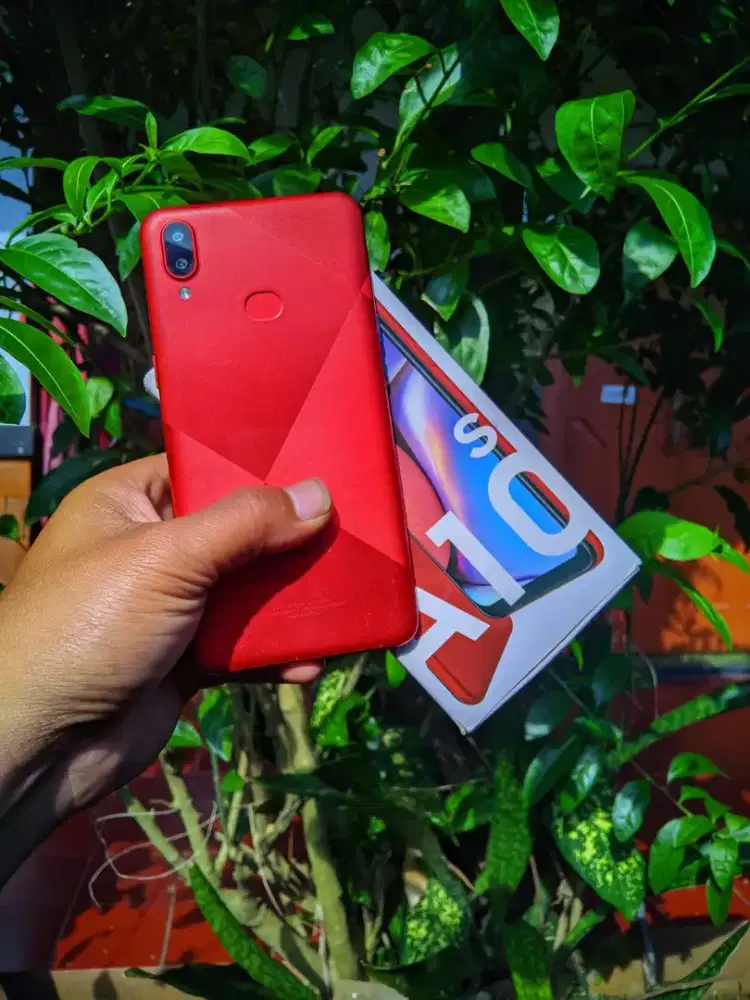 Samsung a10s 2/32gb