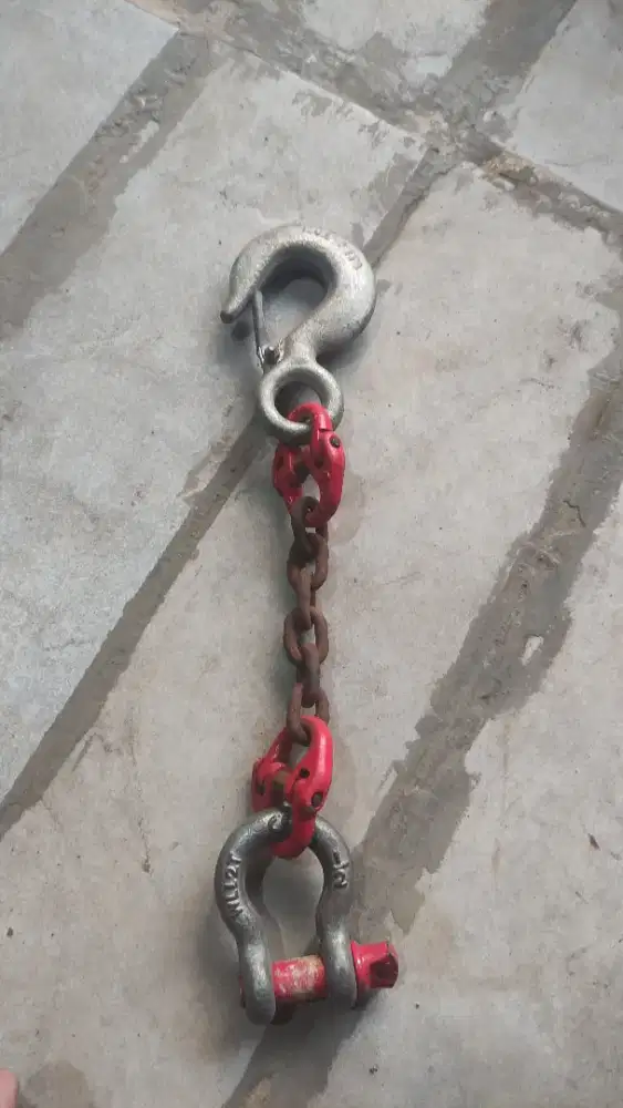 CARGO HOOK WLL 1 TON SHACKLE 1/2 INCH WLL 2 TON