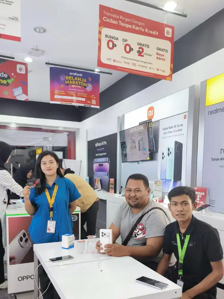 Kredit 0% tanpa DP Iphone 17 pro garansi resmi Erafone dan ibox