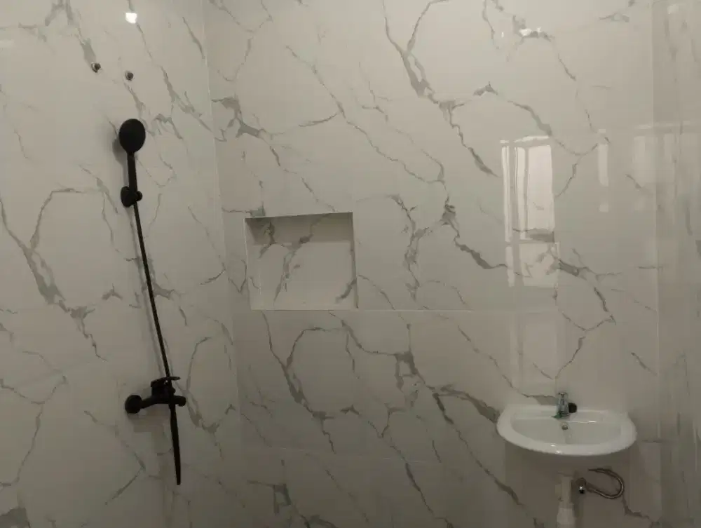 Jasa tukang bangunan,renovasi,listrik,cat dinding,plavon,partisi,bocor