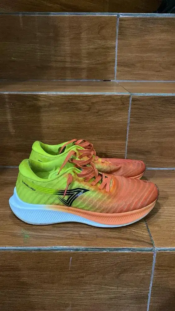 Sepatu running Ardiles Invinity Vanguard