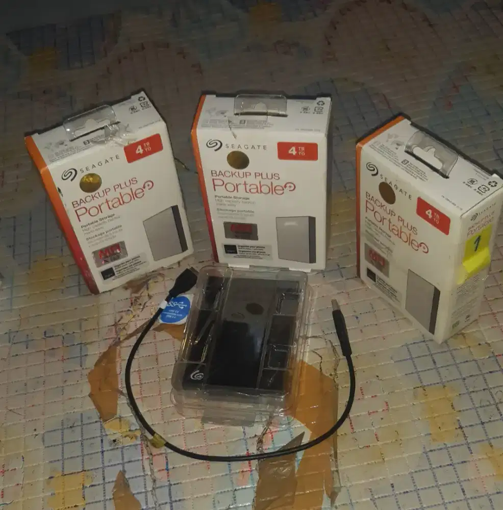 Hardisk External Seagate 4TB 100% 0 hari / jam