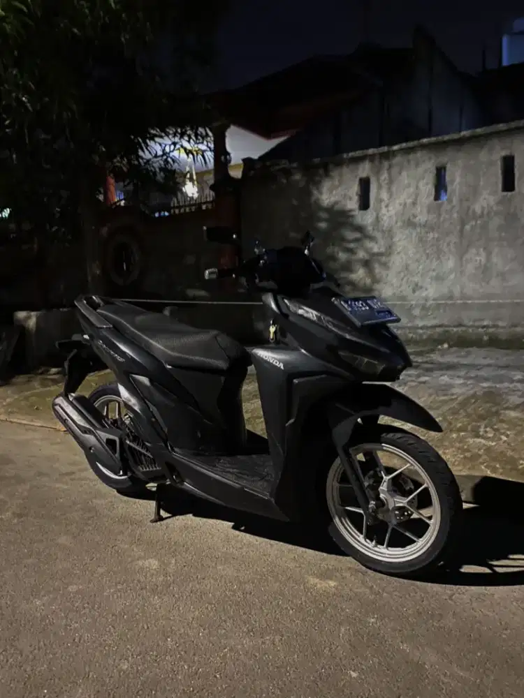 VARIO 125 LED NEW CBS ISS TAHUN 2021