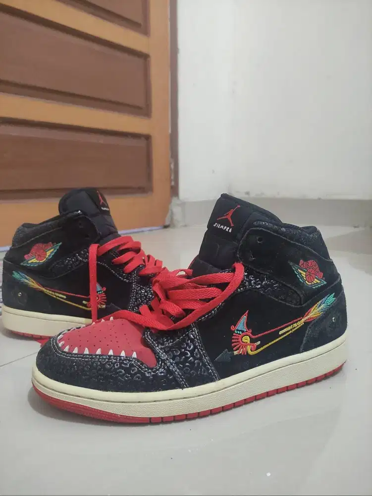 NIKE AJ1 SIEMPRE LA FAMILIA KONDISI TERBAIK