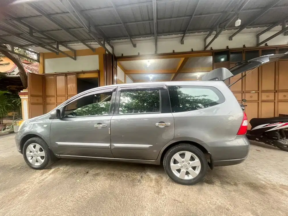 Mobil berkualitas istimewa jarang digunakan pajak aktip