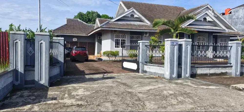 Rumah Dijual, Tanah dan Bangunan Luas